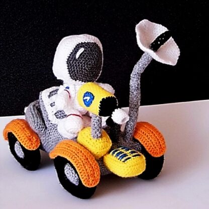 Lunar Rover and Astronaut Amigurumi Patterns - Image 2