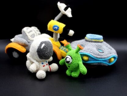 Lunar Rover + UFO Amigurumi Patterns - Image 10