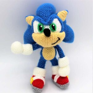 Image of Sonic the hedgehog amigurumi