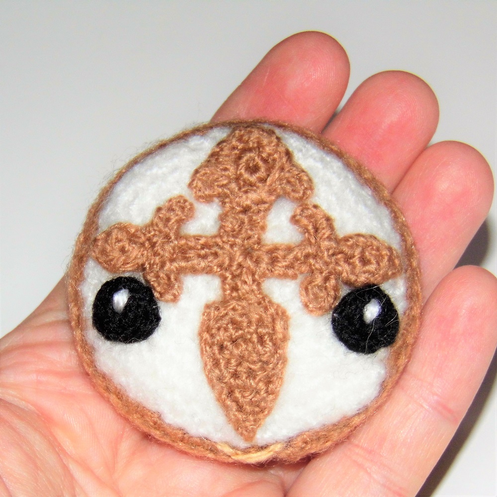 St James Cake Amigurumi Pattern