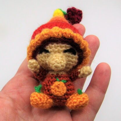 Autumn Gnomes: 12 Patterns to crochet Autumn Amigurumis - Image 31