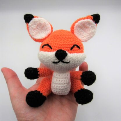 Autumn Gnomes: 12 Patterns to crochet Autumn Amigurumis - Image 32