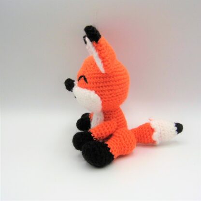 Autumn Gnomes: 12 Patterns to crochet Autumn Amigurumis - Image 12