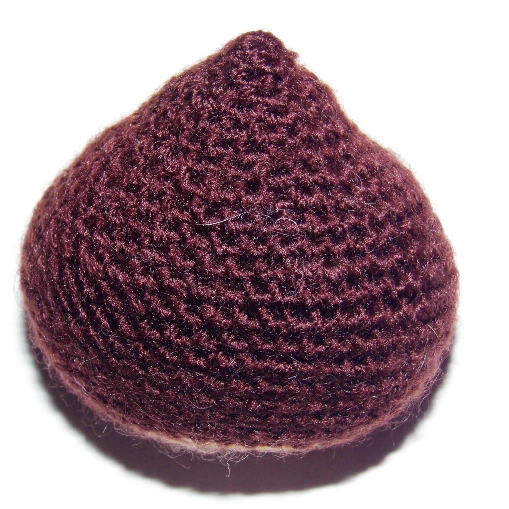 Chestnut amigurumi pattern