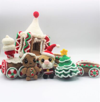 Gingerbread Train and House amigurumi patterns - Image 3