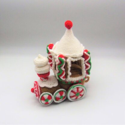 Gingerbread Train and House amigurumi patterns - Image 23