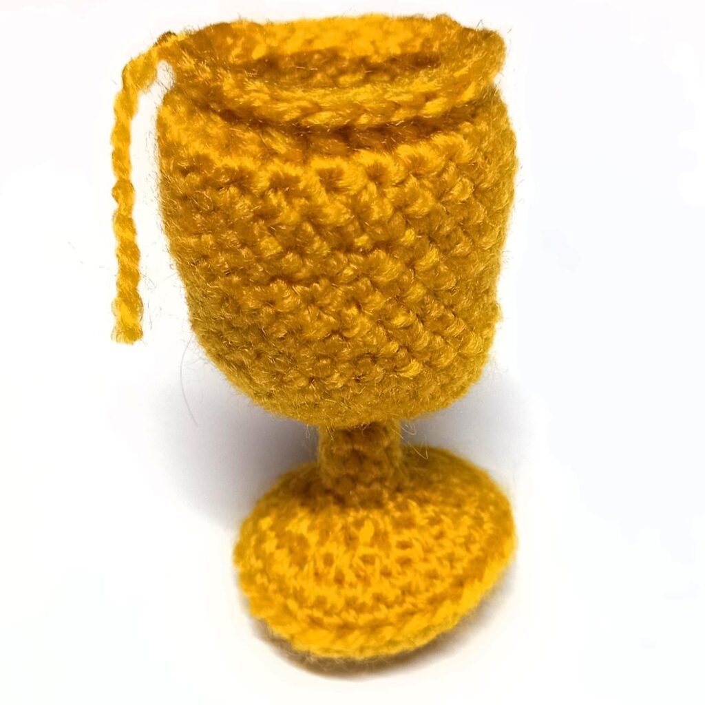 Trophy Amigurumi pattern